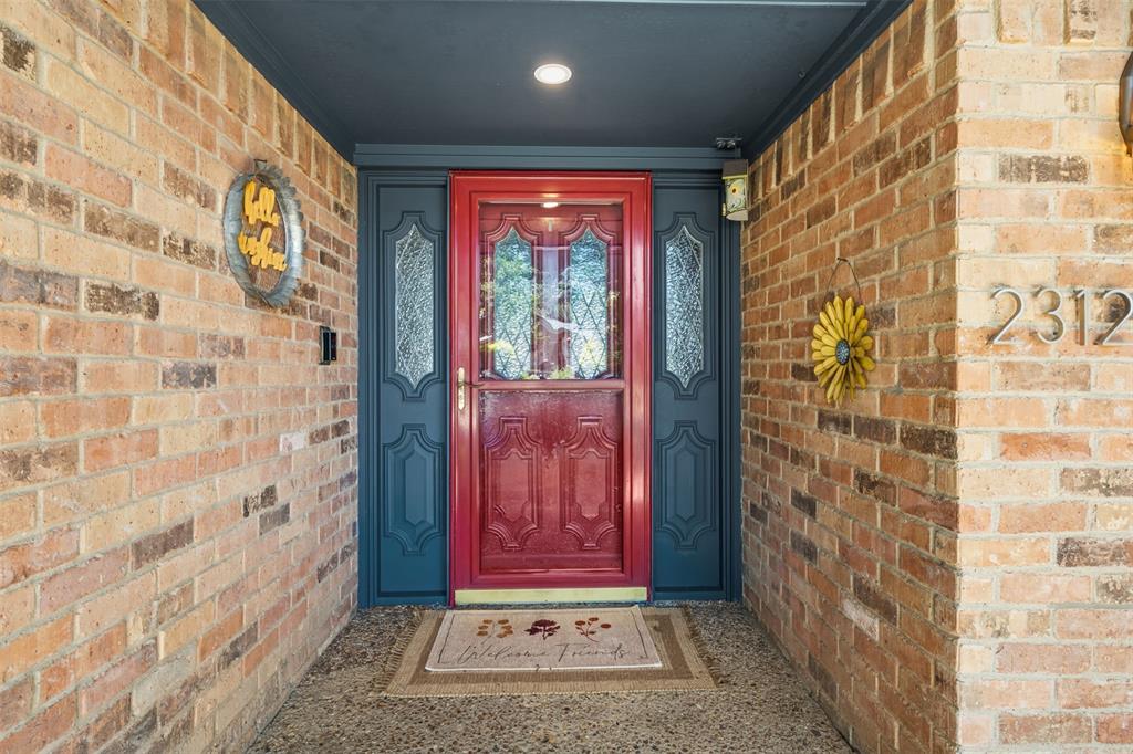 2312 Buttercup Drive