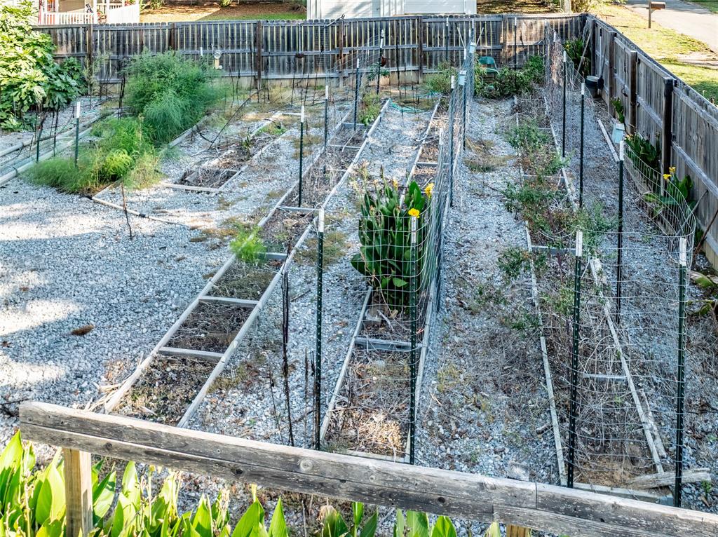 Paradise Acres - Residential