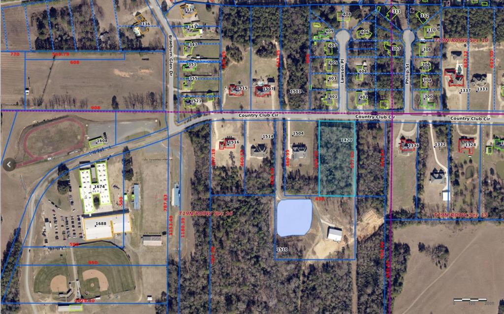 1420 Country Club Circle