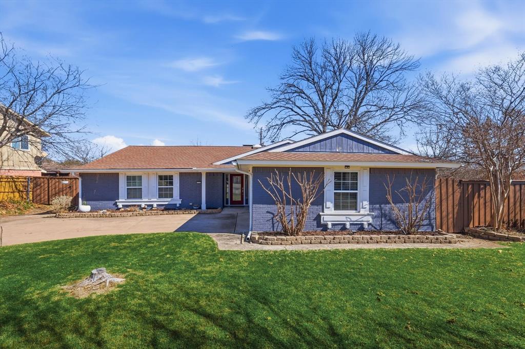 15741 Mapleview Circle