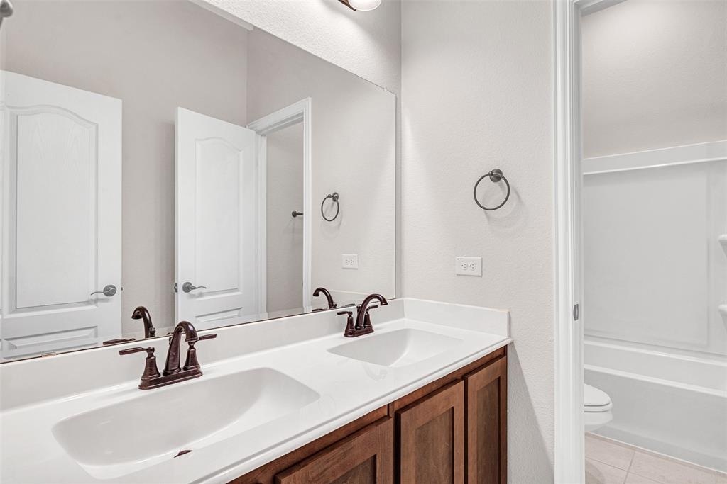 Estates North Grove Ph 2 - Residential