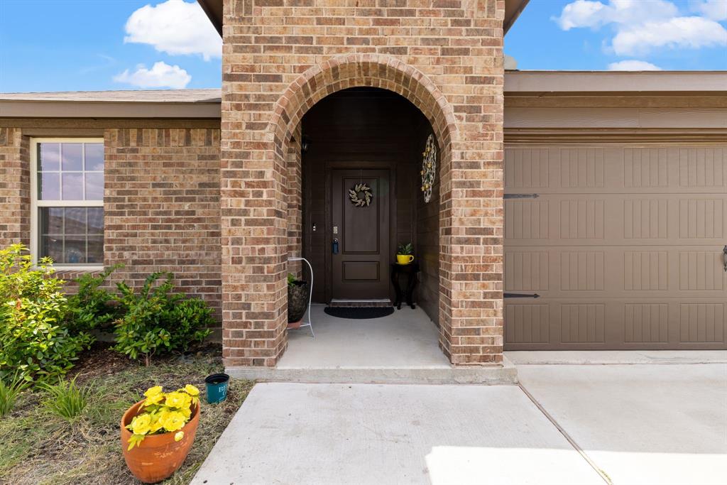 Magnolia Ph 8 - Residential