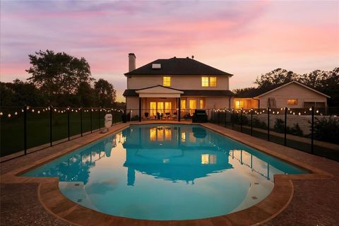 4011 E Bankhead HWY Hudson Oaks TX 76087