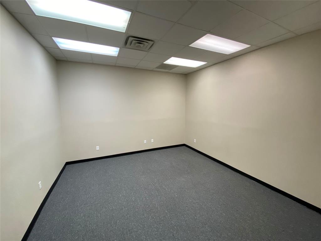 WINSTON HEIGHTS - Commercial Lease