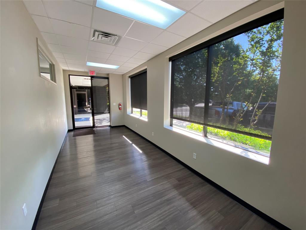 WINSTON HEIGHTS - Commercial Lease