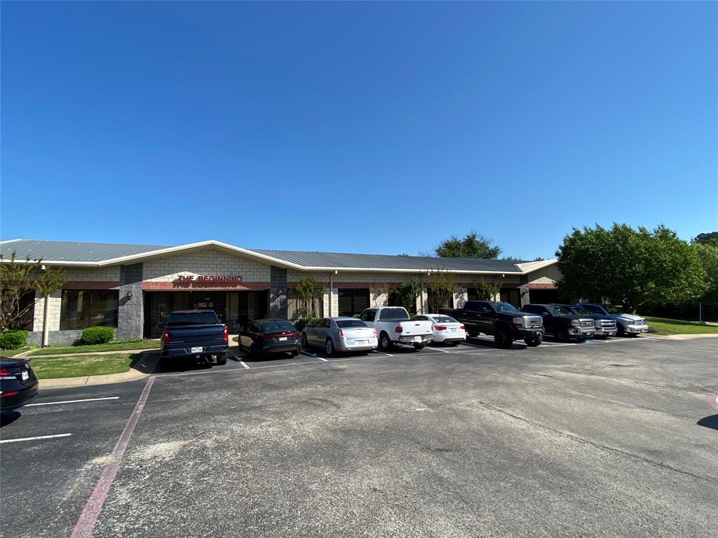 WINSTON HEIGHTS - Commercial Lease