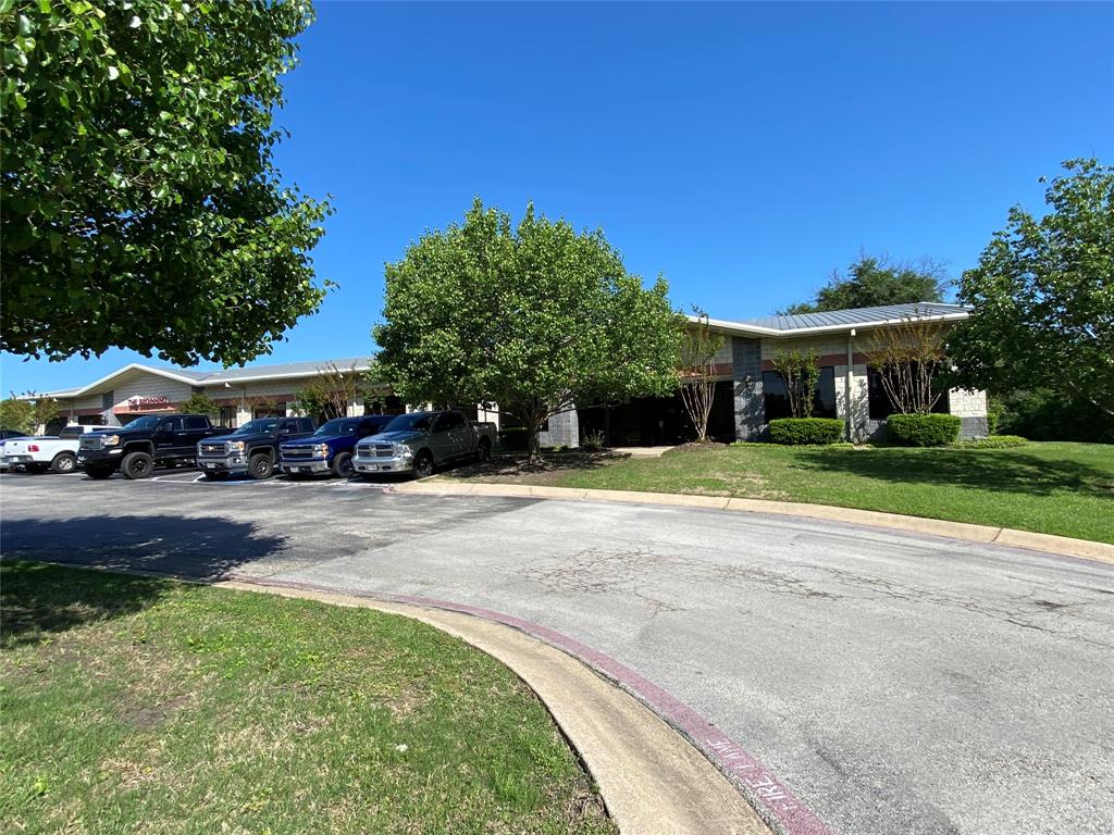 WINSTON HEIGHTS - Commercial Lease