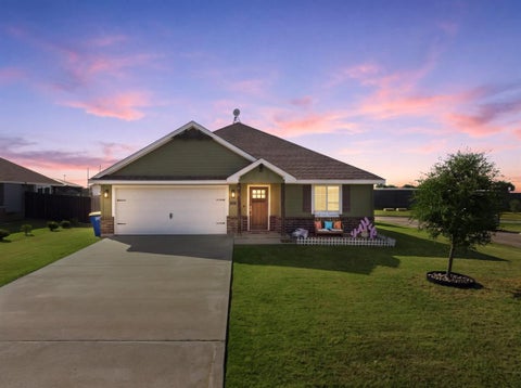 Photo of 125 Johnson Lane, Hillsboro, TX 76645 (MLS # 21389194)
