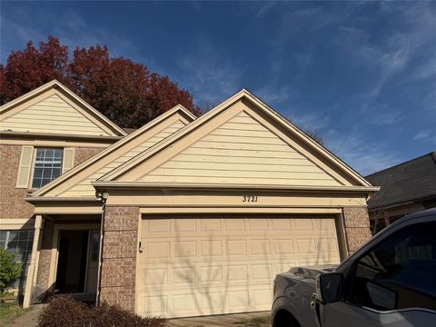 3721 Waxwing Circle S Fort Worth TX 76137