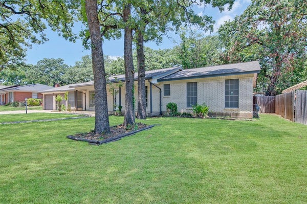 3505 OAK HAVEN DR, FOREST HILL, TX 76119 - Image c856d0656c659f520ffe4a0edda568df/3134742729