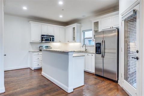 Tiny photo for 3421 Normandy Avenue #9, University Park, TX 75205 (MLS # 21201174)