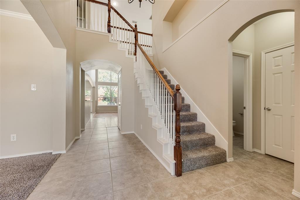 2240 Garden Crest Drive