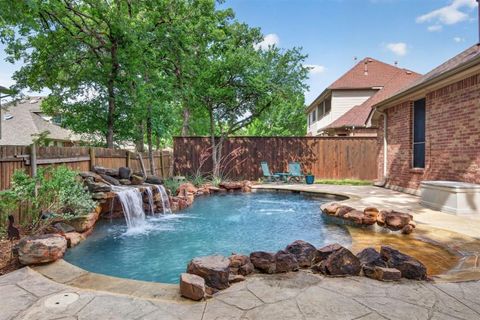 Photo of 2302 Chambray Drive, Corinth, TX 76210 (MLS # 21244913)