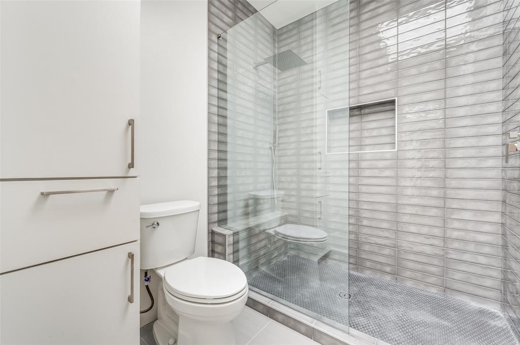 Soho Square Condos - Residential Lease