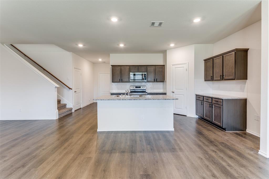 Magnolia Ph 4 - Residential Lease