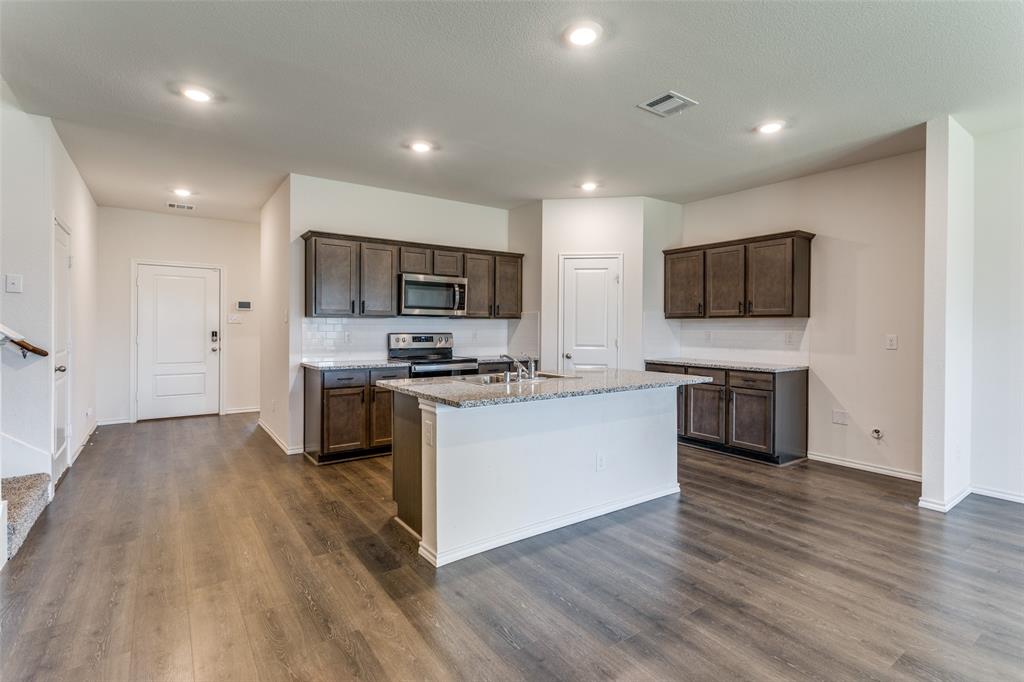 Magnolia Ph 4 - Residential Lease