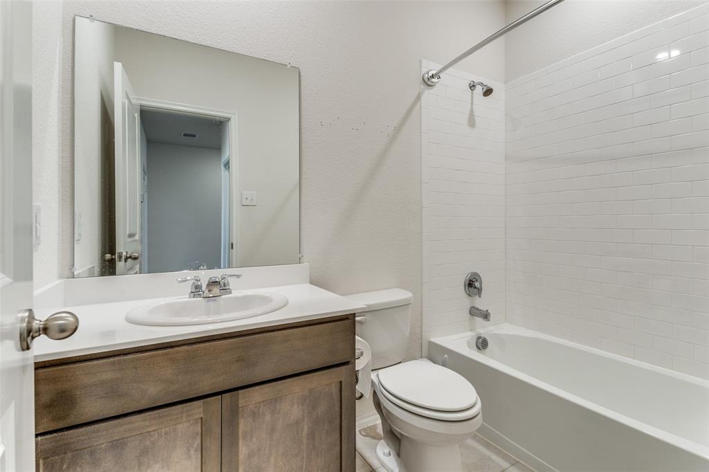 Magnolia Ph 4 - Residential Lease