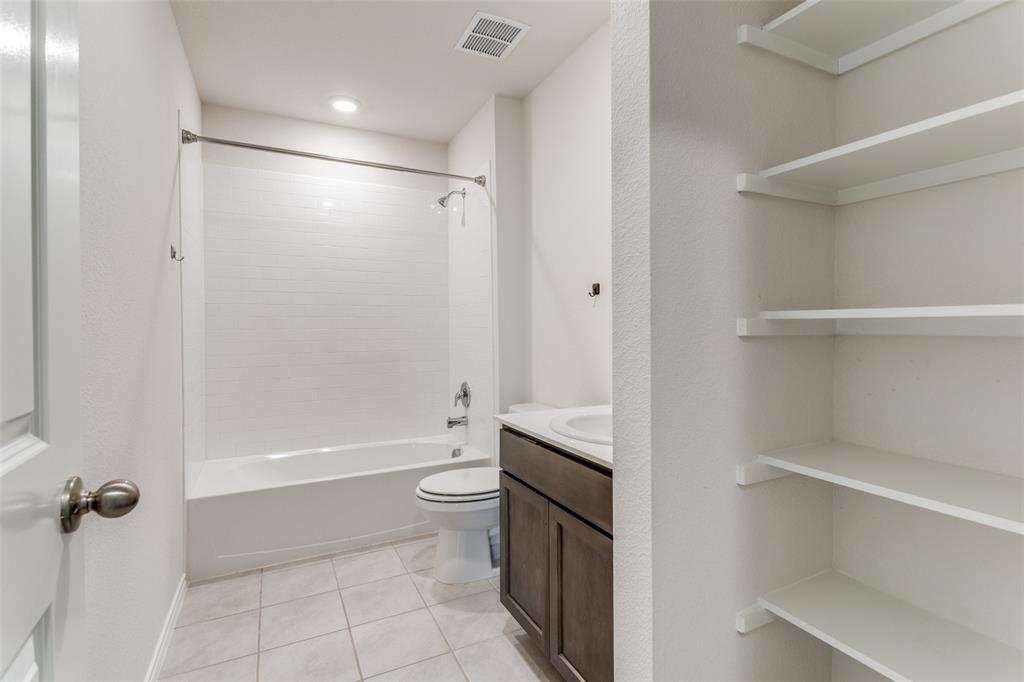 Magnolia Ph 4 - Residential Lease