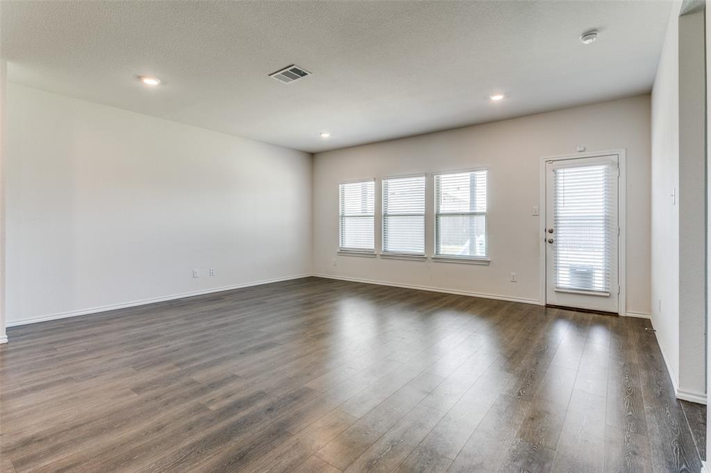 Magnolia Ph 4 - Residential Lease