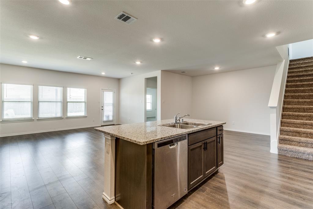 Magnolia Ph 4 - Residential Lease