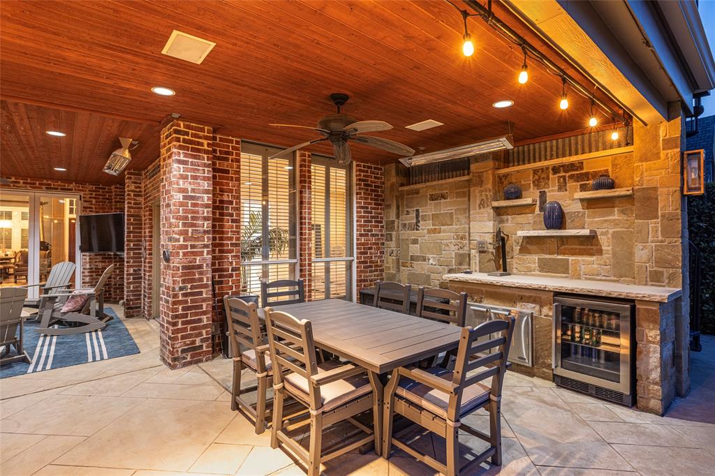 2808 Amesbury Drive
