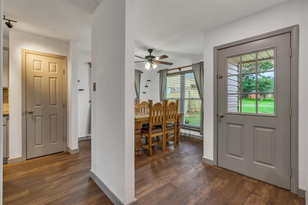1737 Live Oak Court