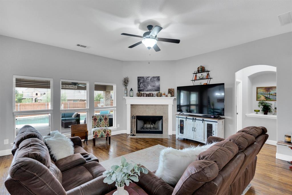5822 Yellow Rose Court