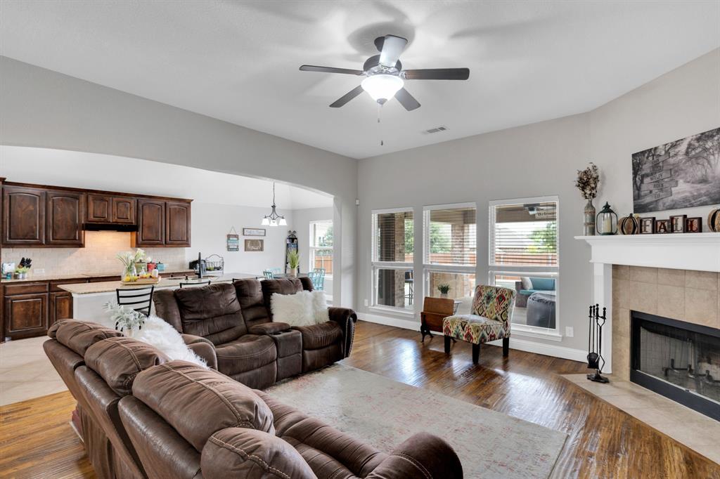 5822 Yellow Rose Court