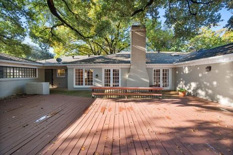 A home in Corsicana