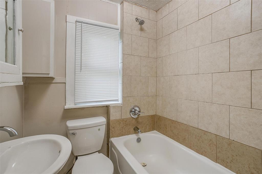 Johnson Sub - Residential Lease