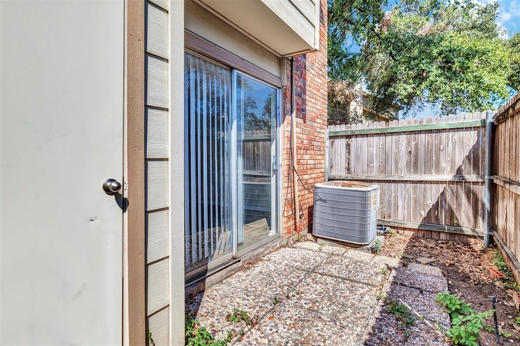 Springtree Crossing Condos - Residential