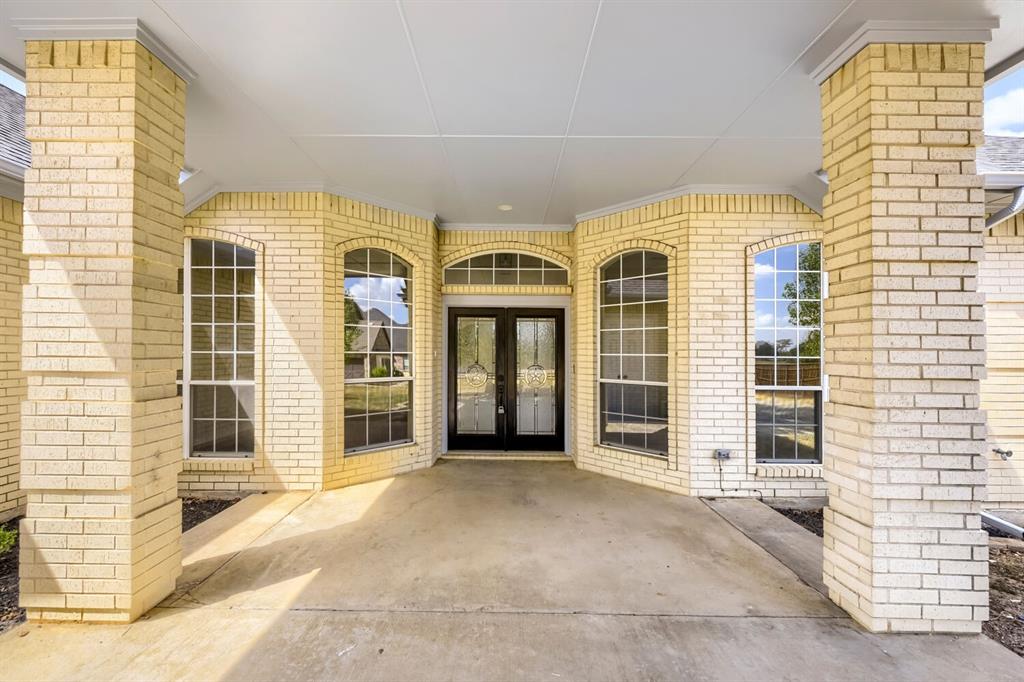 Photo of 201 N Garza Road, Shady Shores, TX 76208 (MLS # 21390817)