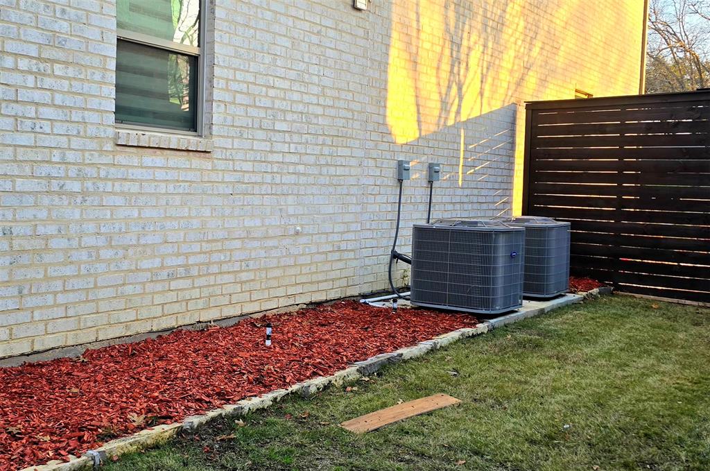 Lake Park North 01 - Residential