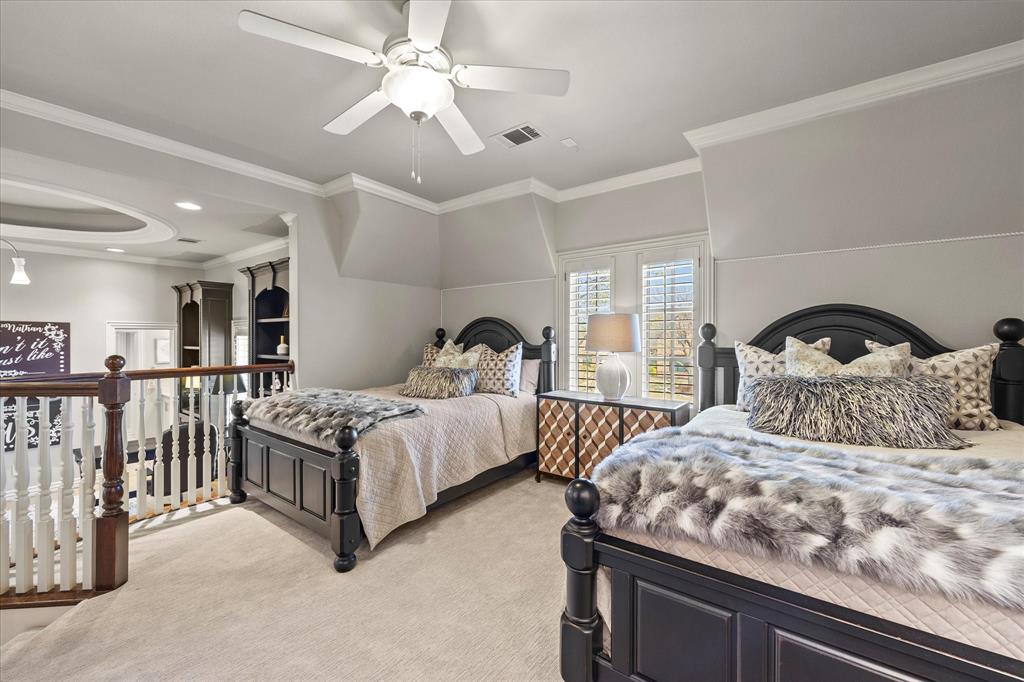 Las Lomas - Residential