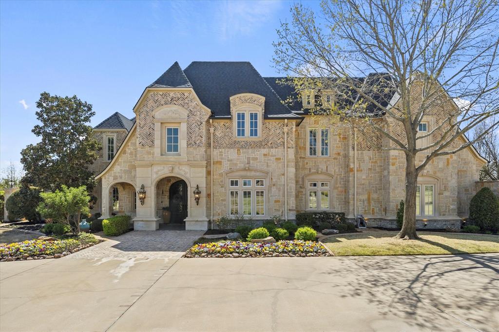 Las Lomas - Residential