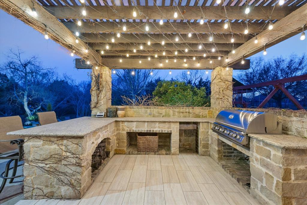 Las Lomas - Residential