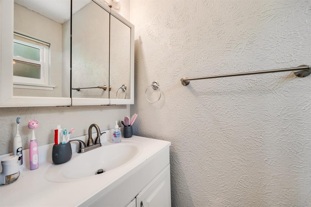 Oak Crest Estates - Residential