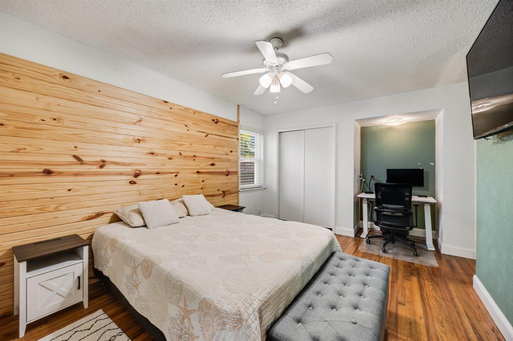 Oak Crest Estates - Residential