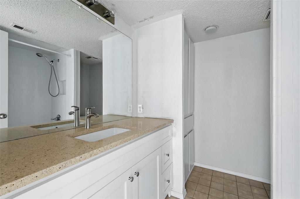 Alameda Village Condo - Residential Lease