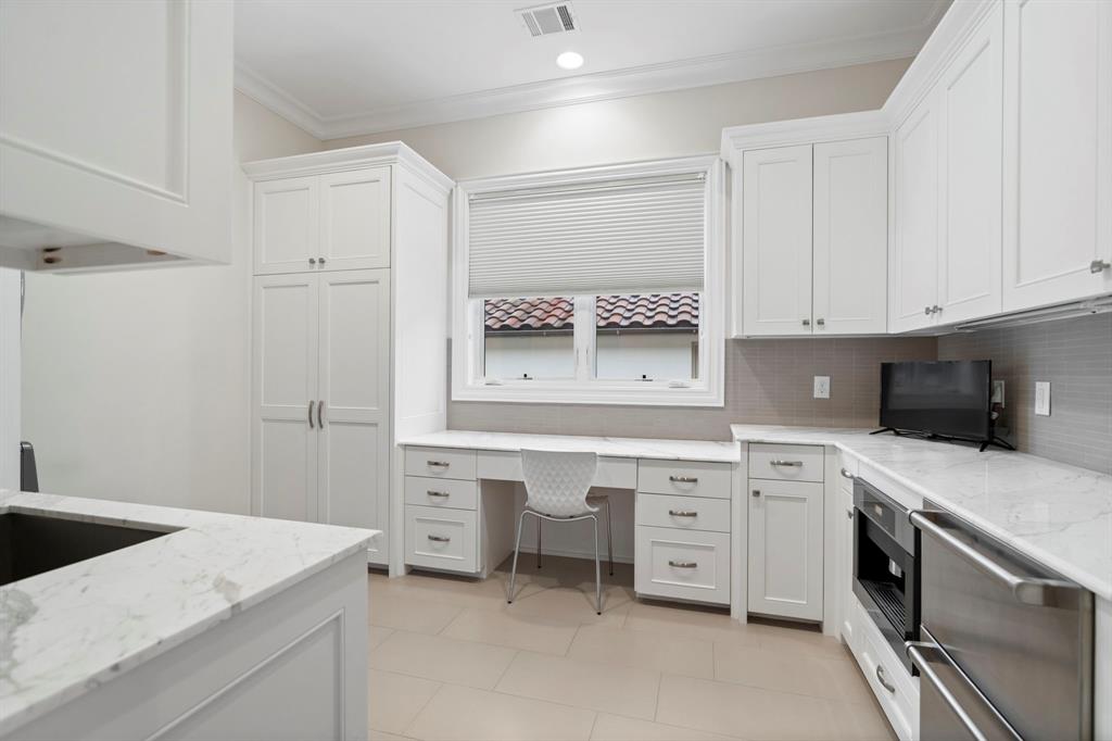 Fourth Instl in Highland Park - Residential