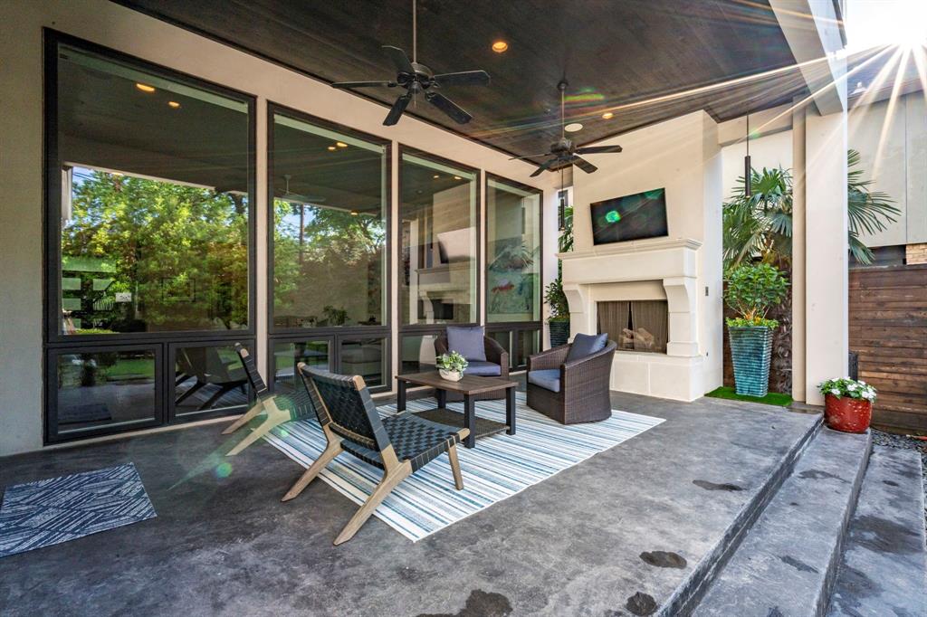 Fourth Instl in Highland Park - Residential