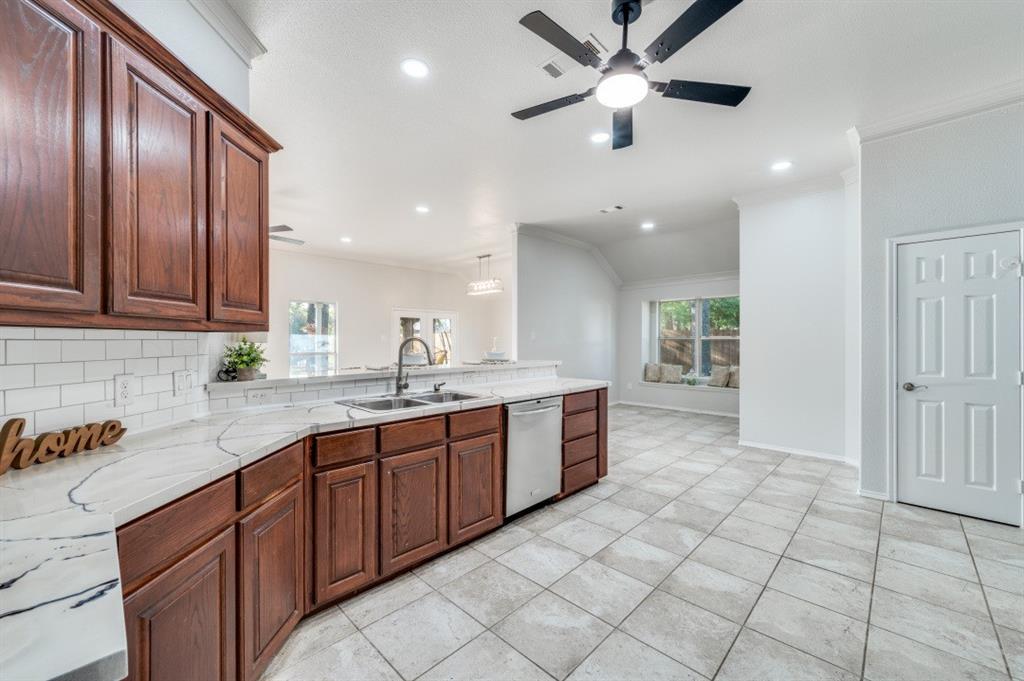 Oak Lakes - Residential