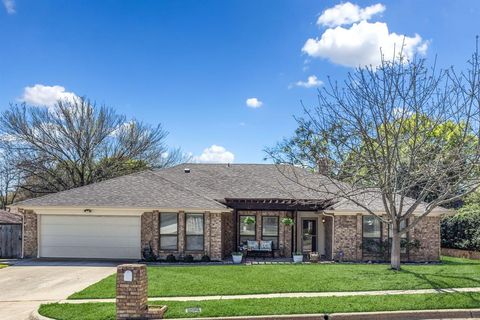 903 Forest Trail Court Euless TX 76039
