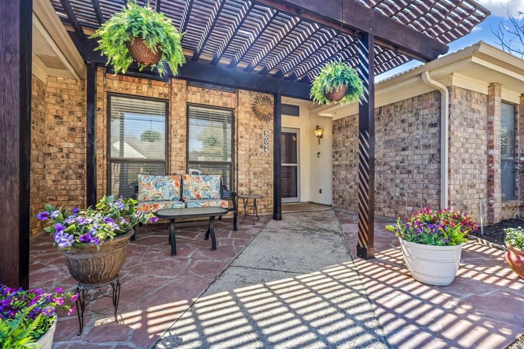 903 Forest Trail Court