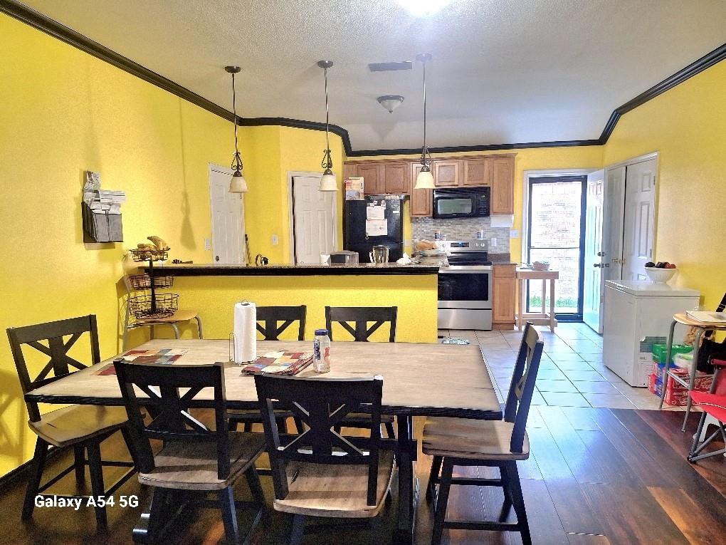 SOUTH OAK - Residential