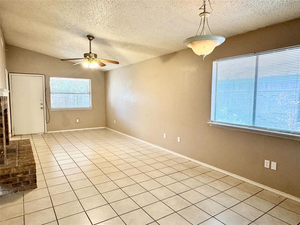 TWENTY OAKS ADDITION - Residential Lease