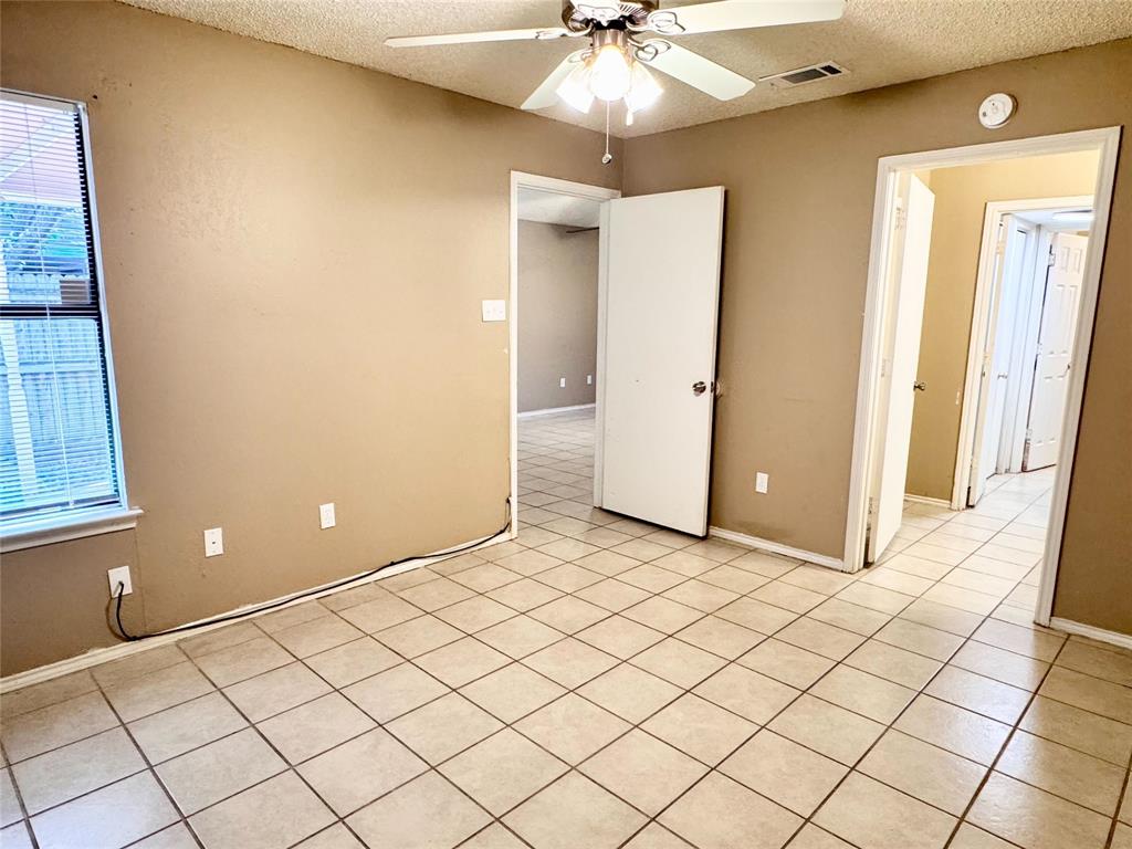 TWENTY OAKS ADDITION - Residential Lease