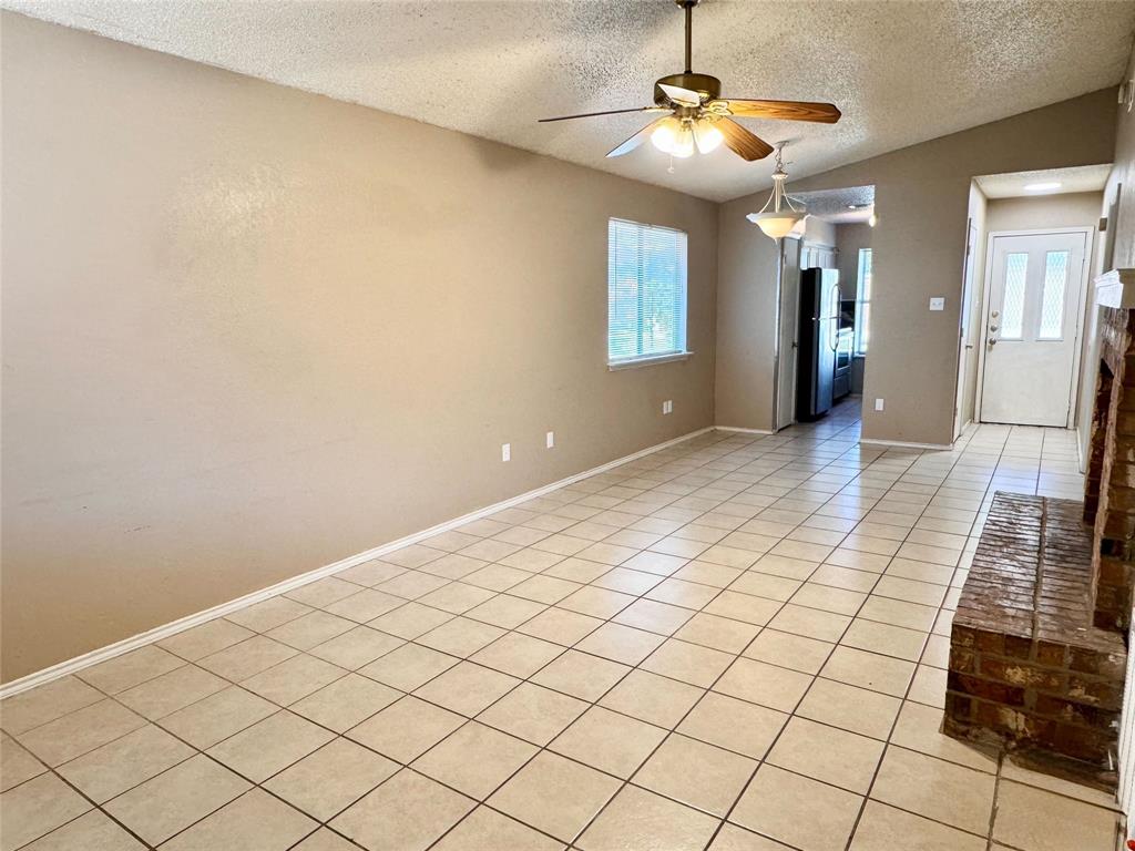 TWENTY OAKS ADDITION - Residential Lease