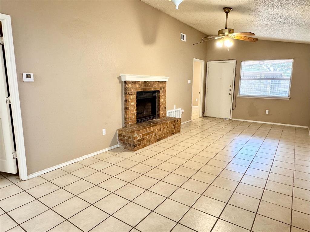 TWENTY OAKS ADDITION - Residential Lease