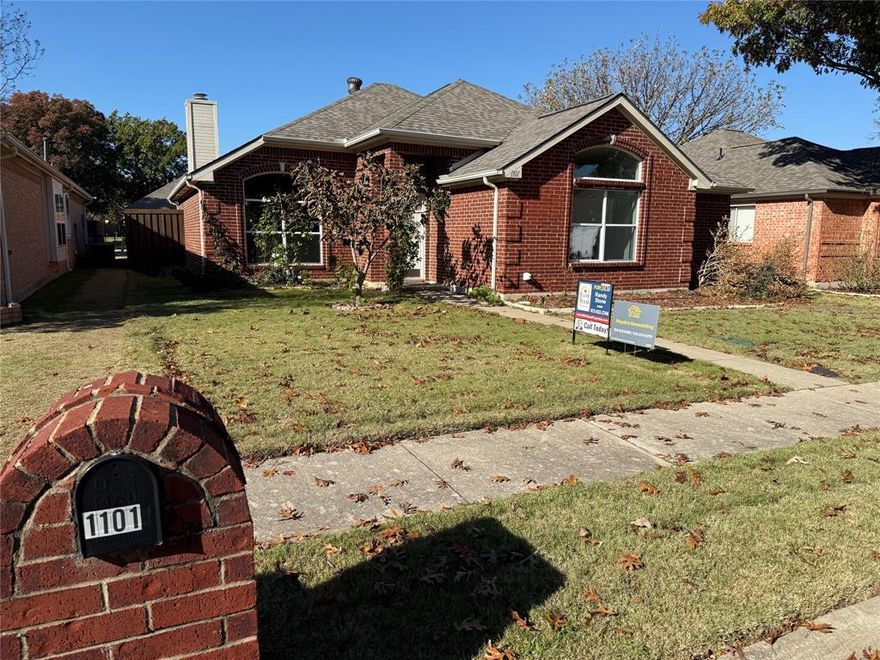 Wecome to this beautifully renovated 3-bedroom 2-bath single family home located in a very sought after Allen neighborhood.  This home is perfect for anyone looking for comfort and convenience.  Close to Allen High School, Don Rodenbaugh Natatorium, HEB, Chase bank, Wells Fargo and Bank of America. Fairview Town Center and Allen Outlet are just minutes away. The recent renovation includes, new kitchen cabinets, quartz counter tops, with an extended island counter top, updated lighting and stainless steel appliances. Luxury vinyl flooring throughout and beautiful tile in the bathrooms. Newly painted walls throughout and a brick, gas log fireplace in the living room.  New free-standing tub, frameless glass enclosed shower, modern lighting and double sink vanity in the primary bathroom. Also featuring a wood privacy fence, refrigerator, washer and dryer.